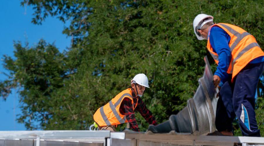 Professional gutter cleaning in Idabel, OK